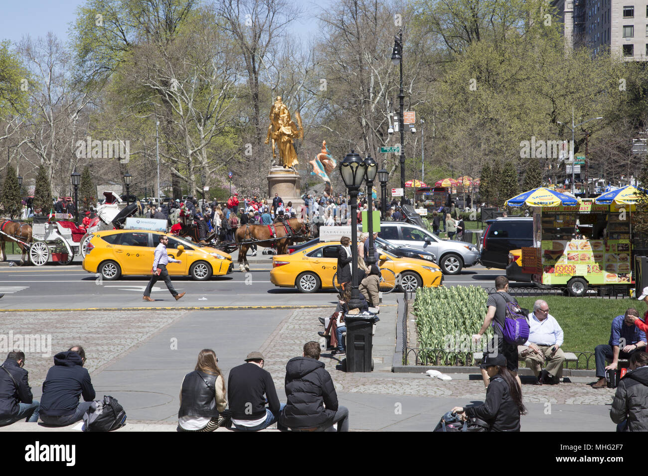 Entrance to Central Park at 5th Avenue and Central Park South in
