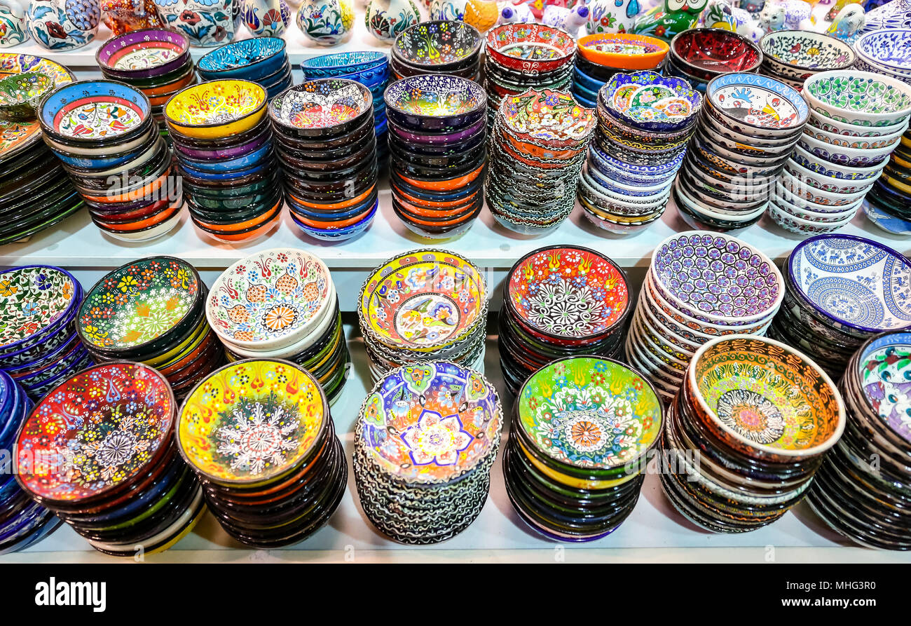 Turkish Ceramics in Grand Bazaar, Istanbul City, Turkey Stock Photo - Alamy