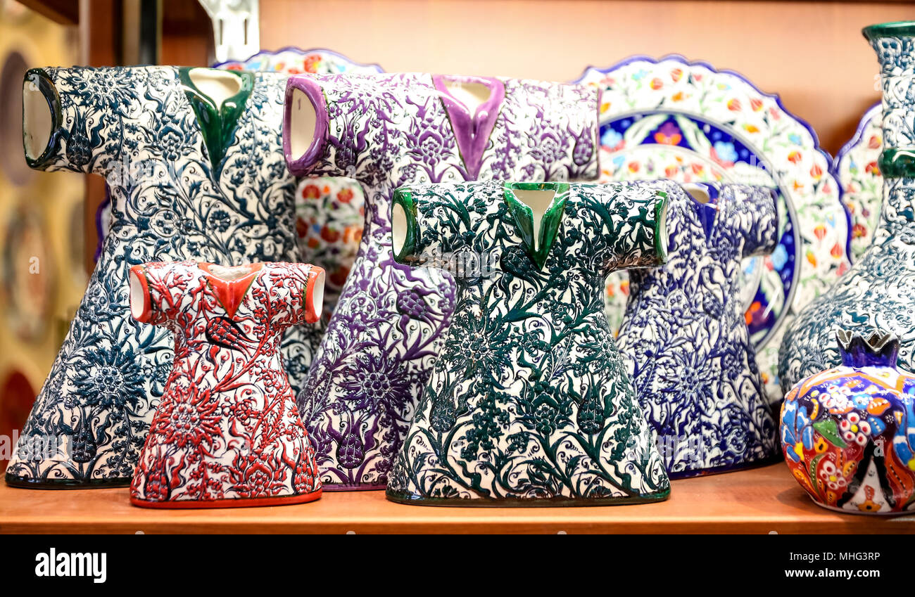 Turkish Ceramics in Grand Bazaar, Istanbul City, Turkey Stock Photo - Alamy