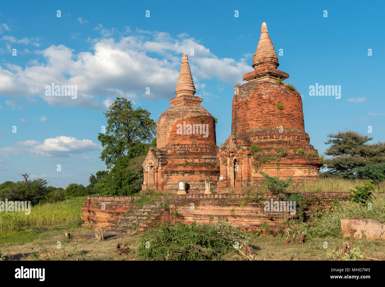 Small pagodas in Minnanthu (Min Nan Thu) village near Lemyethna Temple Complex, Bagan, Myanmar (Burma) Stock Photo