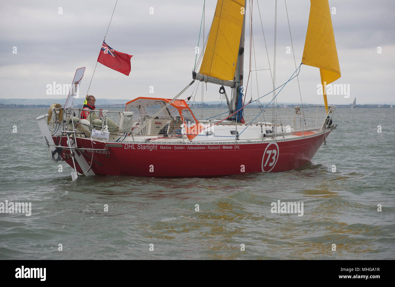 susie-goodall-sailing-on-her-yacht-dhl-starlight-on-the-solent-prior
