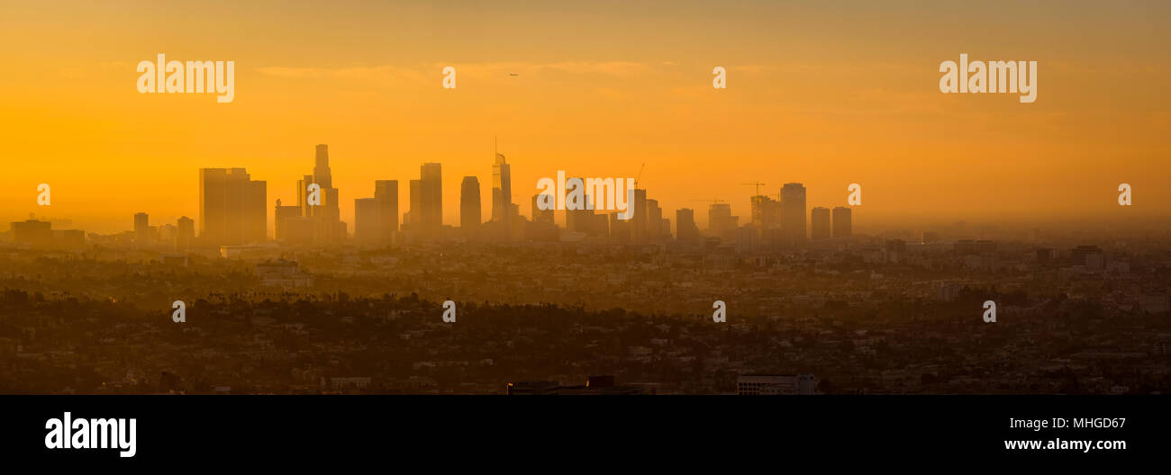 Los angeles skyline sunrise view hi-res stock photography and images ...