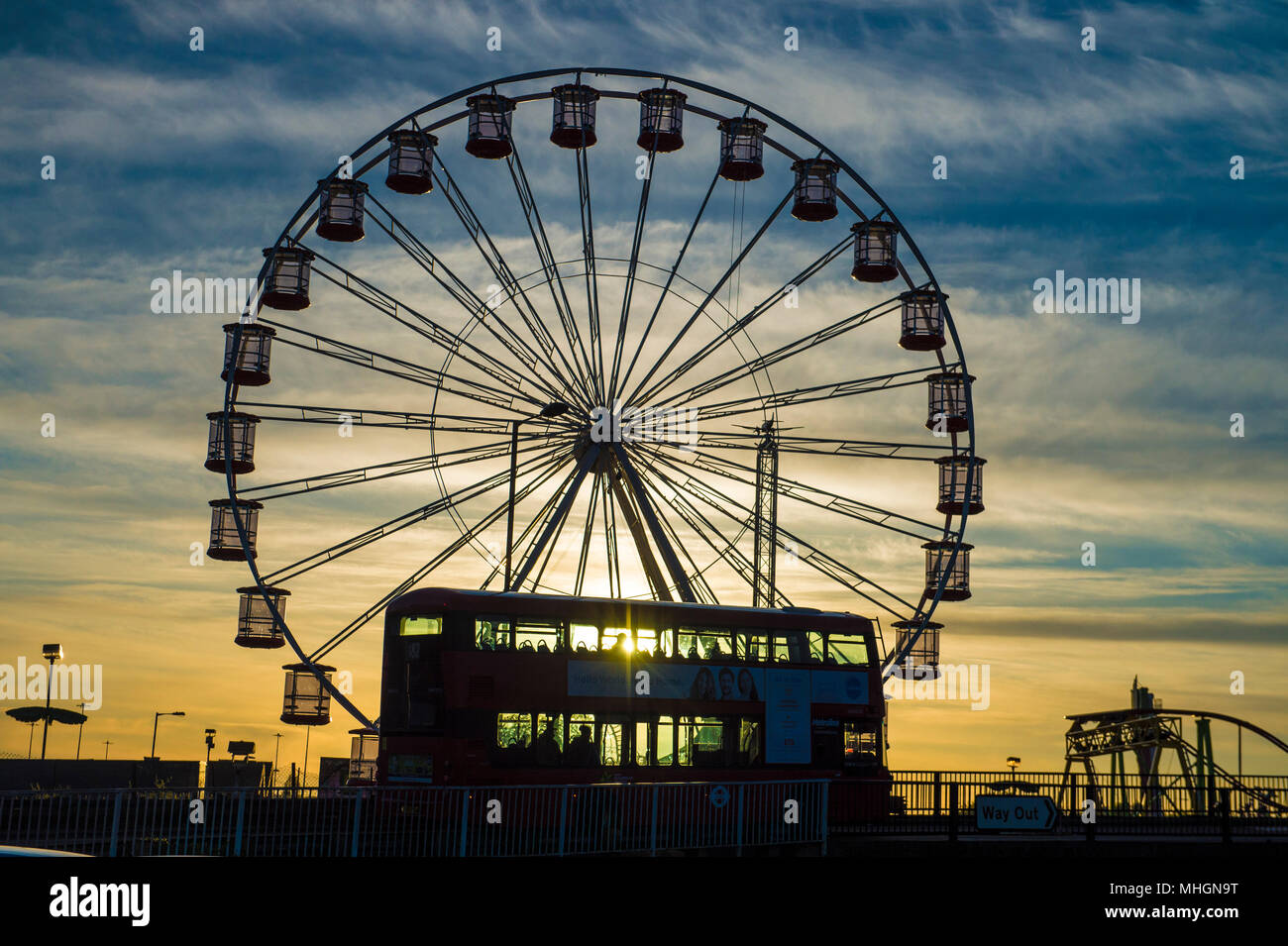 Brent Cross, London, UK. 1st May 2018. UK Weather Sunrise at the