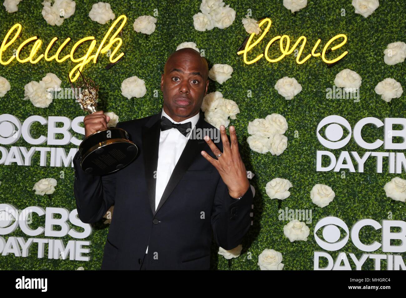 Kevin frazier hi-res stock photography and images - Alamy