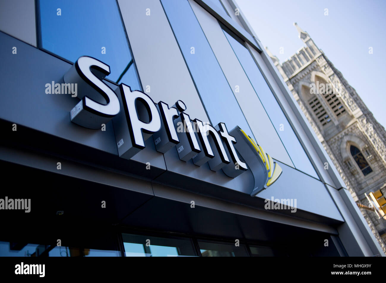 Philadelphia, PA, USA. 1st May, 2018. A Sprint store in the University City neighborhood is seen, two days after the cellular carrier announced plans for a $27 billion merger with competitor T-Mobile. Credit: Michael Candelori/ZUMA Wire/Alamy Live News Stock Photo