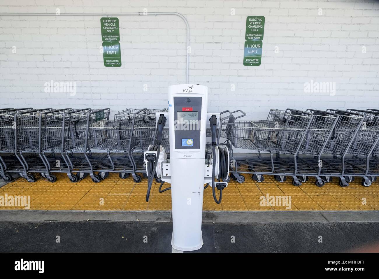 Los Angeles, California, USA. 17th Apr, 2018. EVgo charging stations