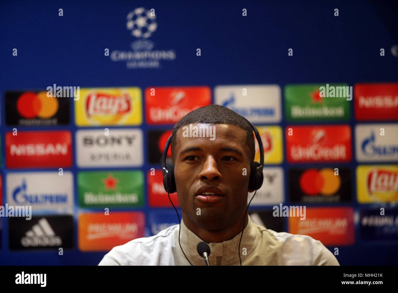 Rome, Italy. 1st May, 2018. Georginio Wijnaldum during the press conference before the Uefa Champions League match AS Roma vs Liverpool in olympic stadium in Rome. Credit: marco iacobucci/Alamy Live News Stock Photo