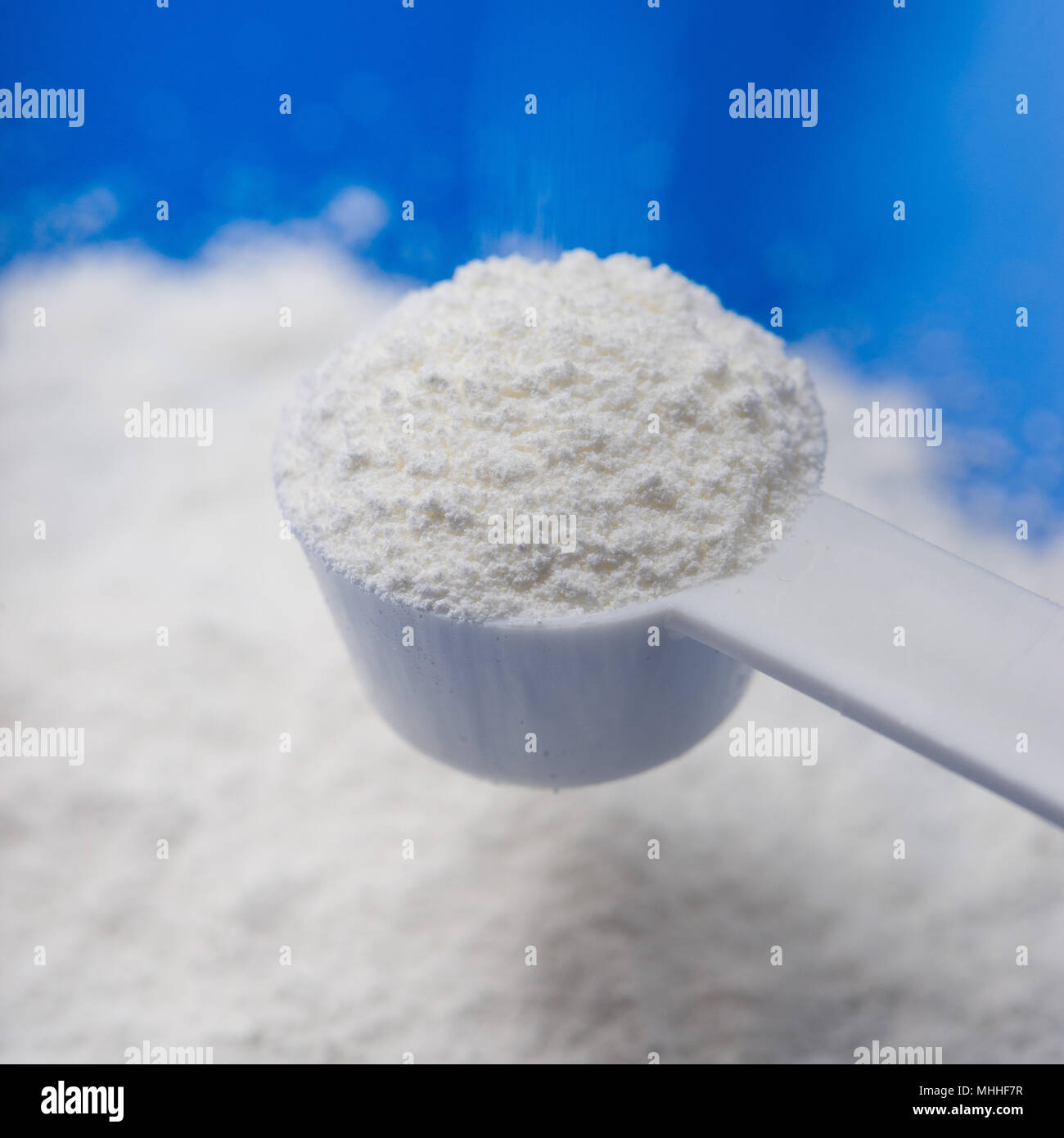 Diet supplement, glucosamine, fructose, dextrose or spirulina extract