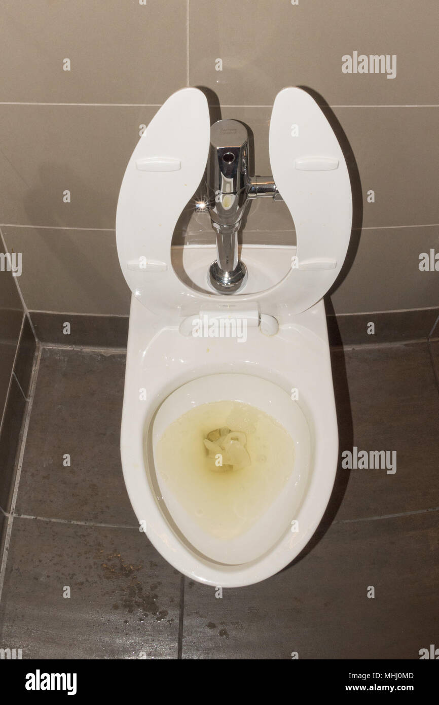 dirty urinating in public toilet Stock Photo Alamy