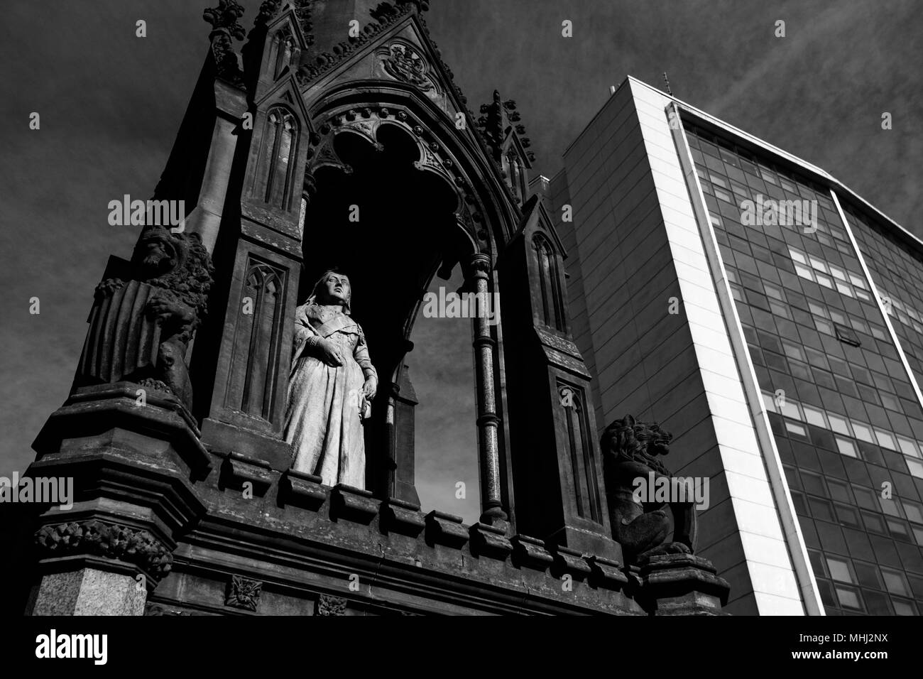 Victoria Monument in the centre of Harrogate Stock Photo