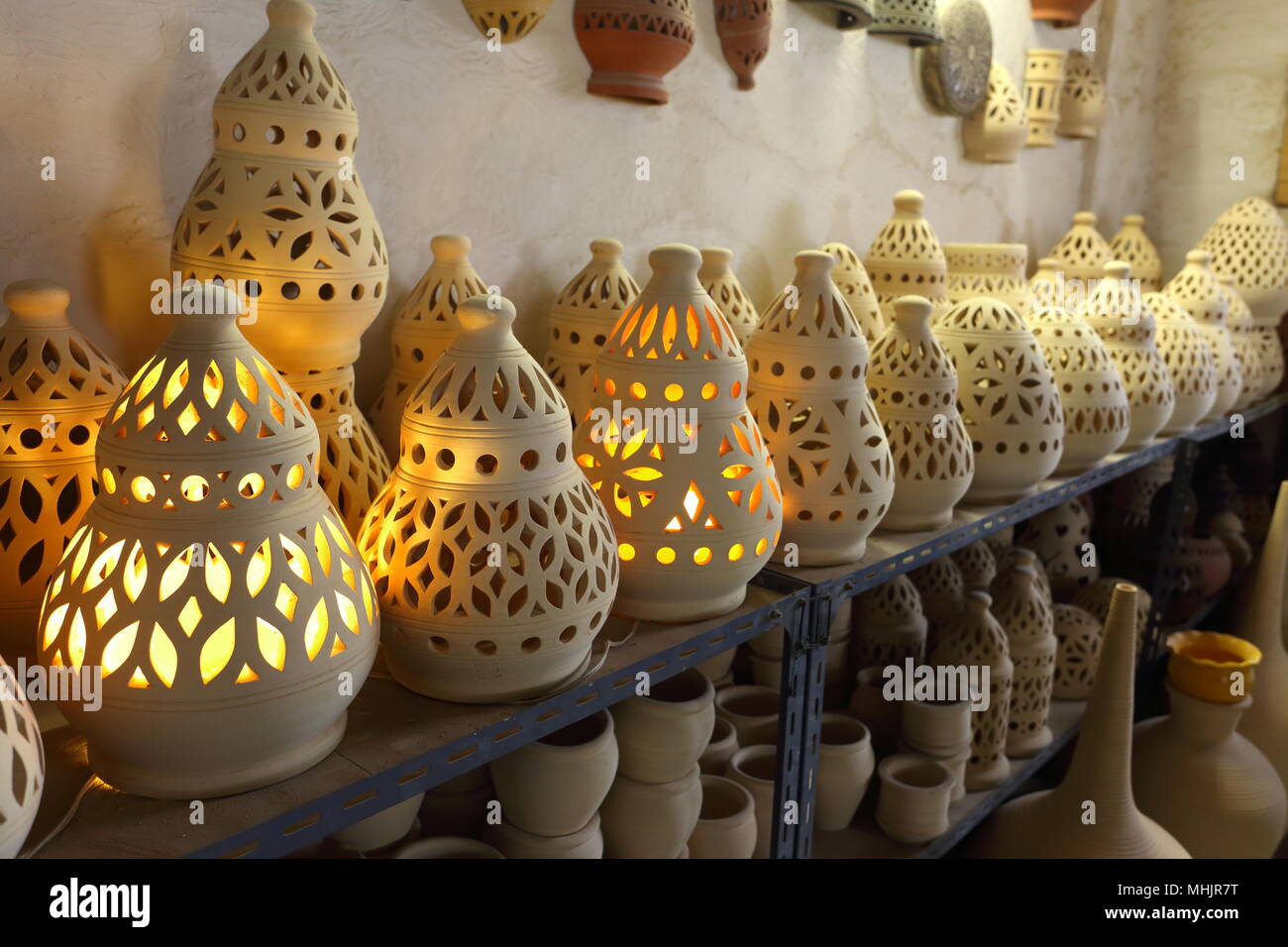Handicraft bahrain hires stock photography and images Alamy