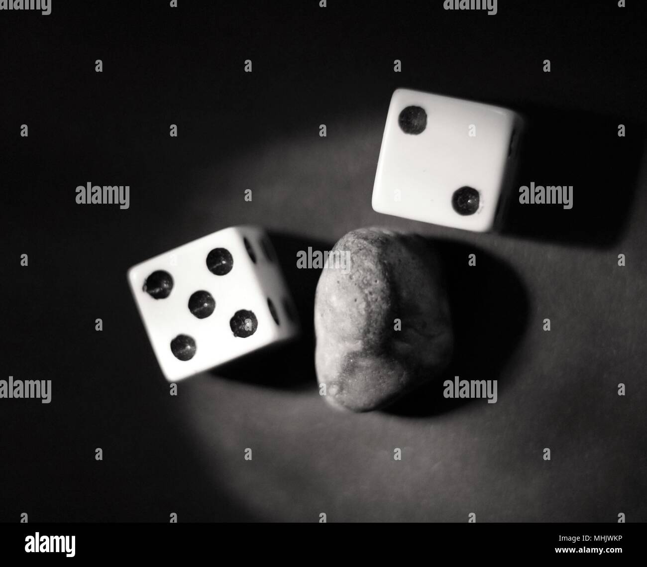 Two dice roll seven stock image. Image of roll, seven - 120523235