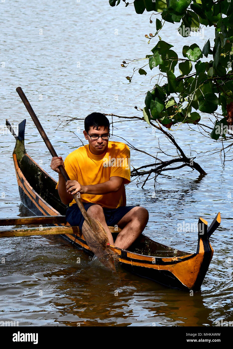 Micronesia canoe yap hires stock photography and images Alamy