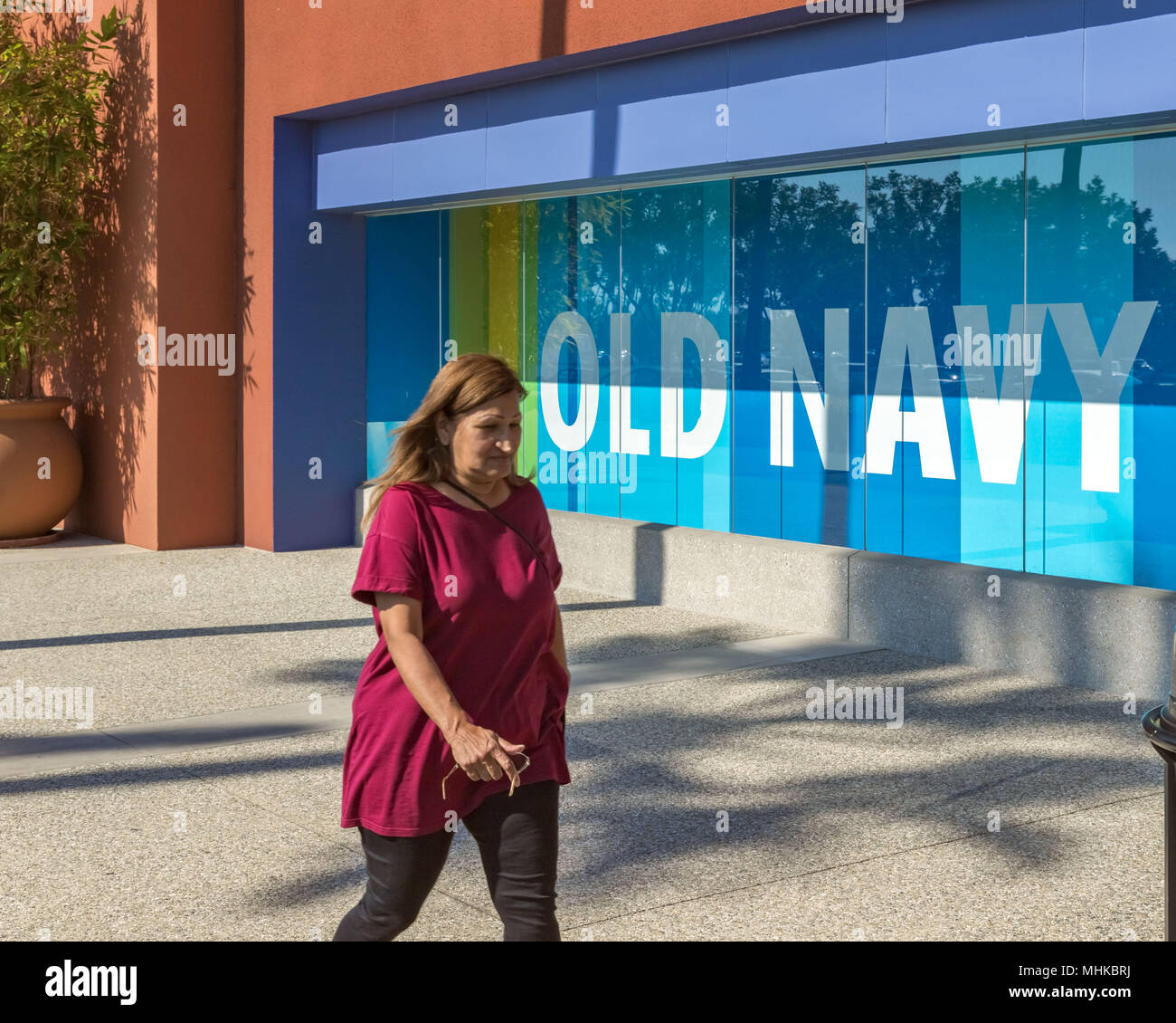 Irvine, California, USA. 26th Sep, 2017. Old Navy is an American clothing and accessories retailing company owned by American multinational corporation Gap Inc. It has corporate operations in the Mission Bay neighborhood of San Francisco. The largest of the Old Navy stores are its flagship stores, located in New York City, the Mall of America, Seattle, Chicago, and San Francisco. Credit: Alexey Bychkov/ZUMA Wire/Alamy Live News Stock Photo