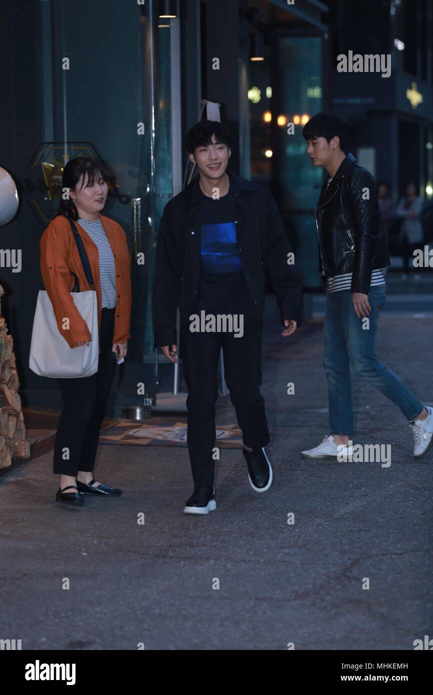 Seoul, Korea. 01st May, 2018. Woo Do Hwan, Joy, Kim Min-jae, Moon Ga-young, Jun Mi Sun, Kim Ara etc. attended the ending party of their TV sereis 'Tempted' in Seoul, Korea on 01th May, 2018.(China and Korea Rights Out) Credit: TopPhoto/Alamy Live News Stock Photo