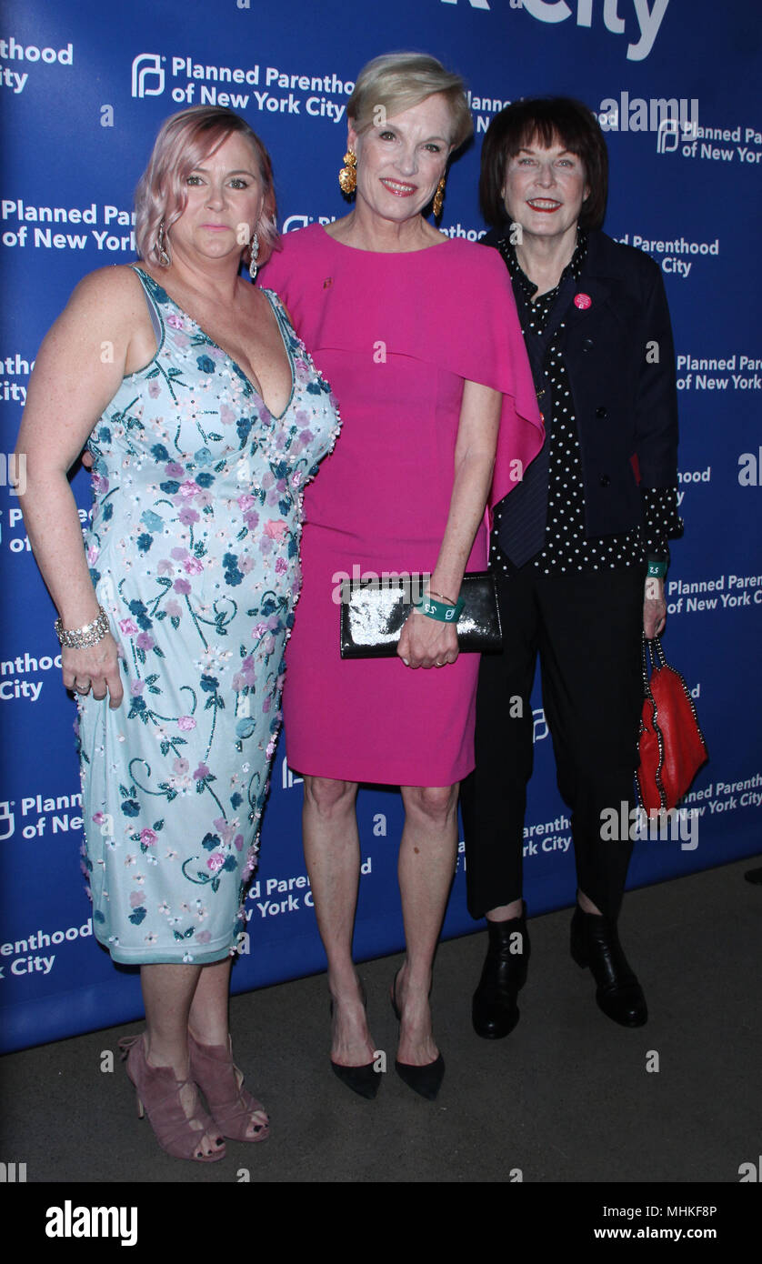 New York, NY, USA. 1st May, 2018. Laura McQuade, Cecike Richards at Planned Parenthood of New York City Spring Gala at Spring Studio in New York. May 01, 2018 Credit: Rw/Media Punch/Alamy Live News Stock Photo