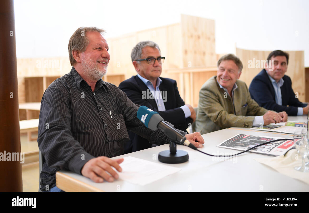 Eberdingen Deutschland 02nd May 18 On The Podium Left To Right Helmut H Schmid Managing Director