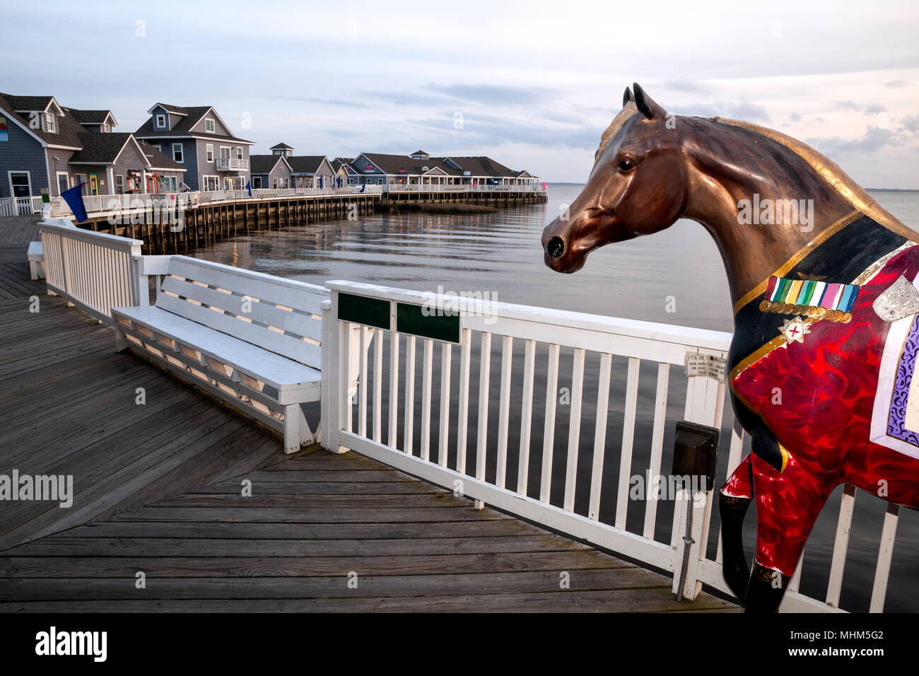 Currituck sound hi-res stock photography and images - Alamy, image size:1300x956