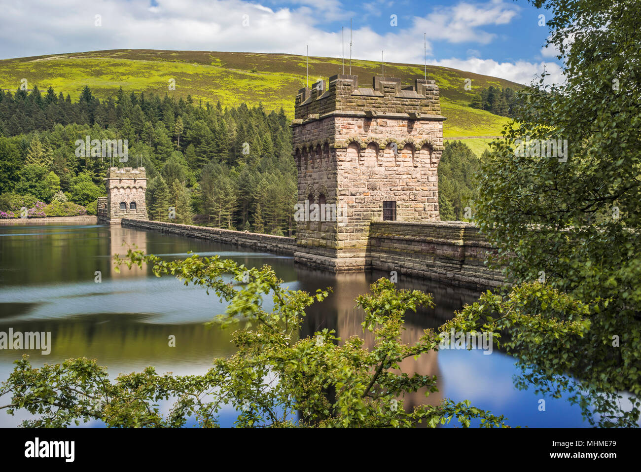 The Derwemt Reservoir Dam in the Peak District, Derbyshire, England. The Dam is famous for it's appearance in the British movie, 'The Dambusters'. Stock Photo