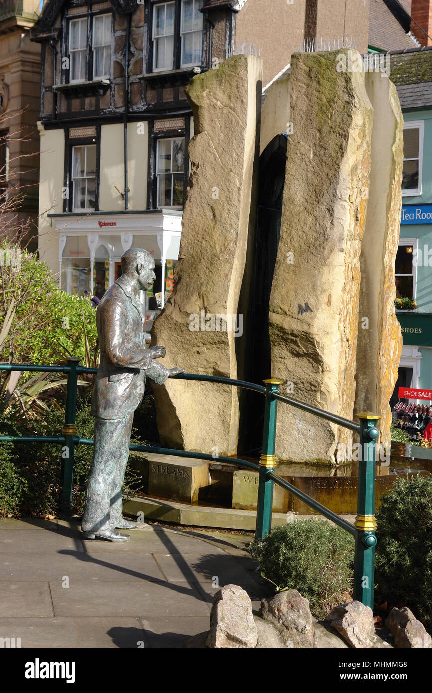 Statue of Composer Sir Edward Elgar at Great Malvern Stock Photo