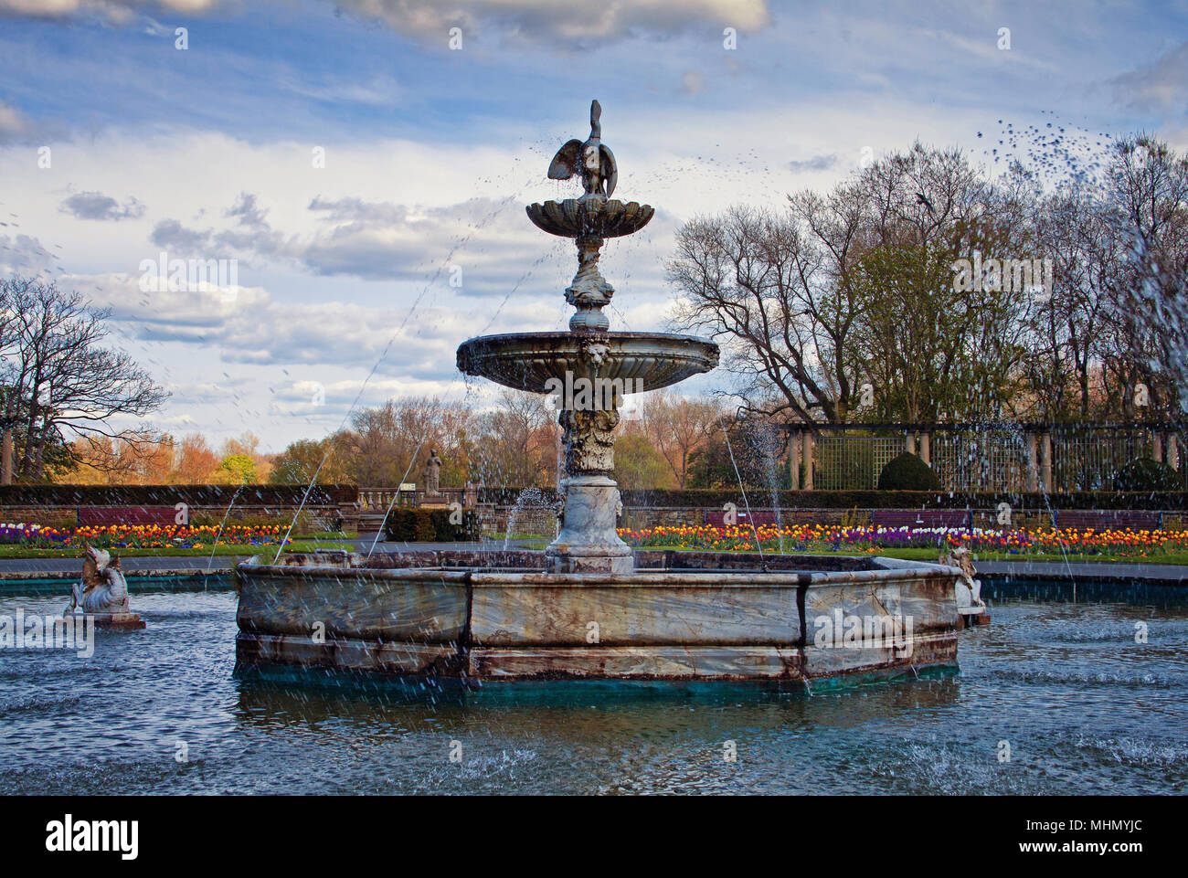 A monumental fountain at Stanley Park, Blackpool Stock Photo Alamy