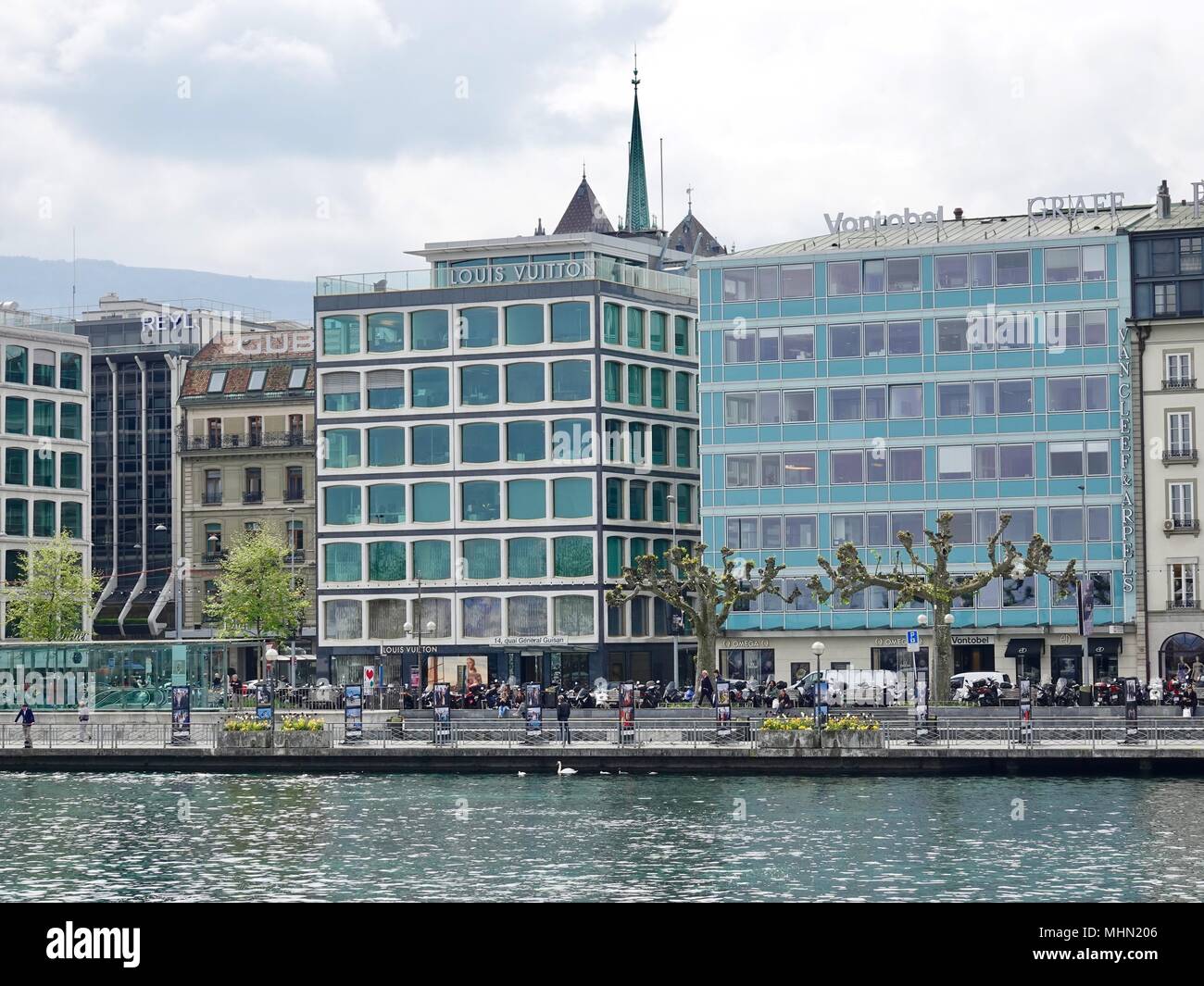 Buildings on the edge of Lake Geneva, housing luxury stores like Louis  Vuitton, Rue du Rhône, Geneva, Switzerland Stock Photo - Alamy