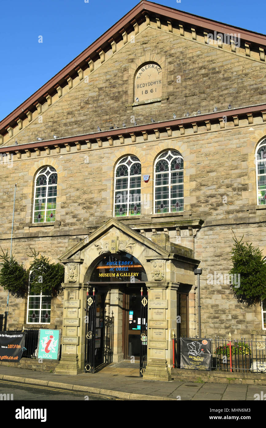 The Pontypridd Museum and Gallery, which is housed in the former Tabernacl Chapel. The chapel was built in 1861 Stock Photo