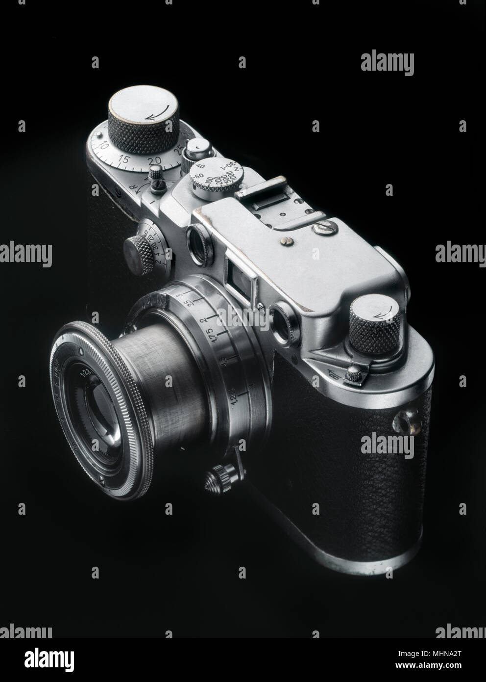 Rangefinder hires stock photography and images Alamy