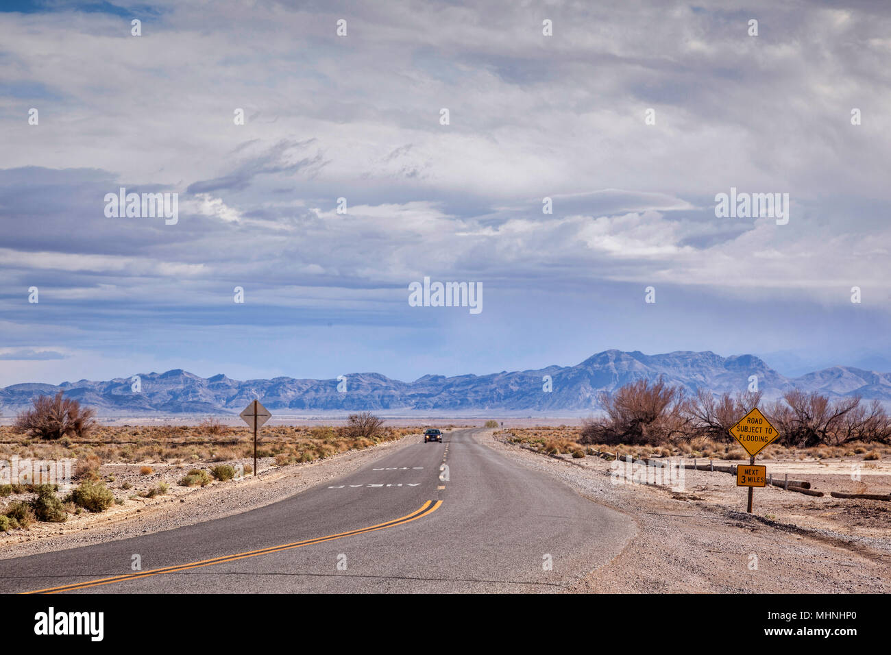 Road through desert area near the CaliforniaNevada border, Death