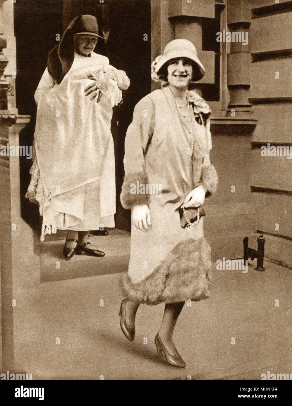 Duchess of York leaving 17 Bruton Street - Baby Elizabeth Stock Photo