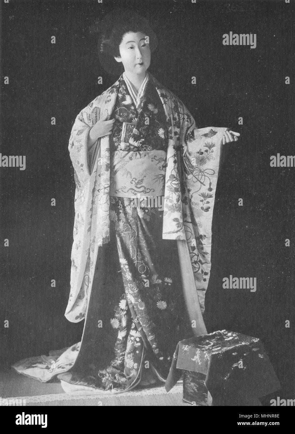 JAPAN. Bridal robe daimio daughter;scarlet crepe kimono;damask satin mantle  1900 Stock Photo - Alamy