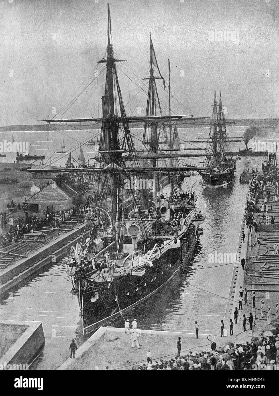 Calliope Dock, Auckland, North Island, New Zealand, with HMS Calliope and HMS Diamond.      Date: circa 1900 Stock Photo