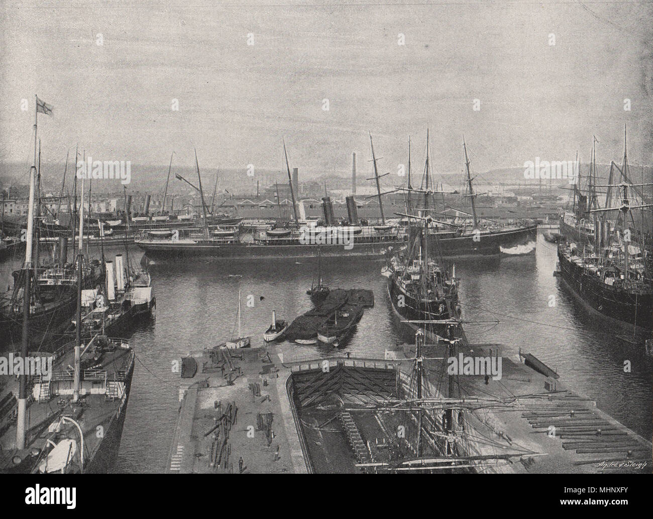 SOUTHAMPTON DOCKS. Ocean liner steamship. Sailing ships. Hampshire 1900 print Stock Photo