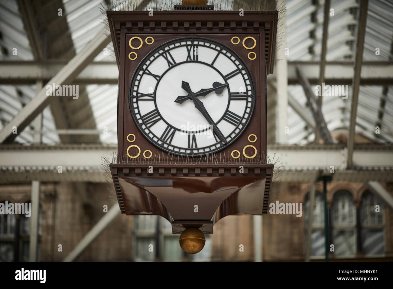 Glasgow central station clock hires stock photography and images Alamy