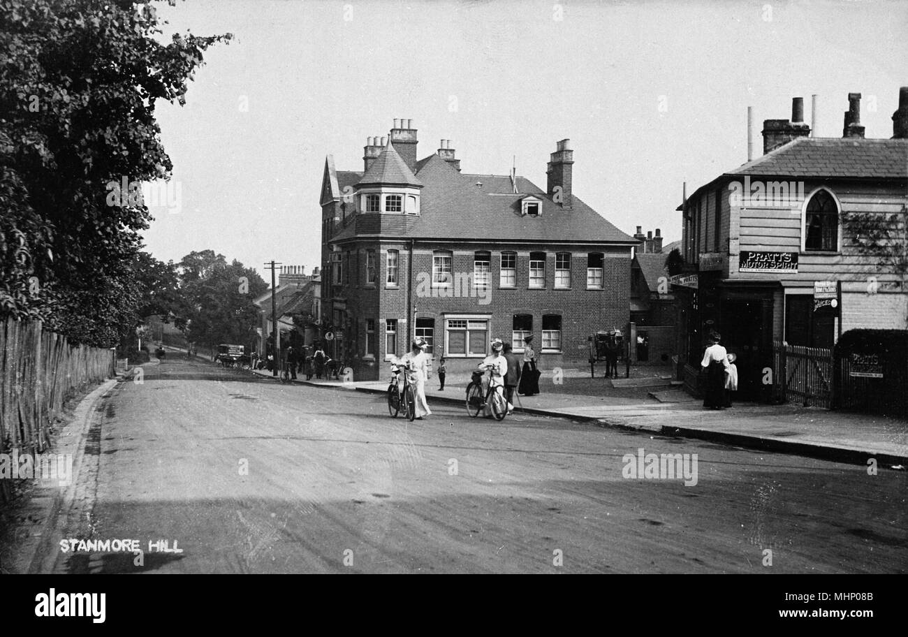 Stanmore Hill, Stanmore, Middlesex, with people and bicycles.      Date: circa 1910s Stock Photo