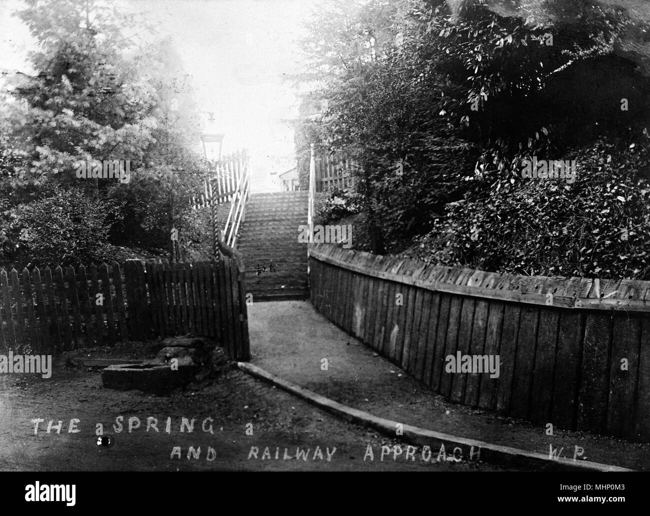 The Spring and Railway Approach, Worcester Park, SW London (Surrey).     Date: circa 1910s Stock Photo