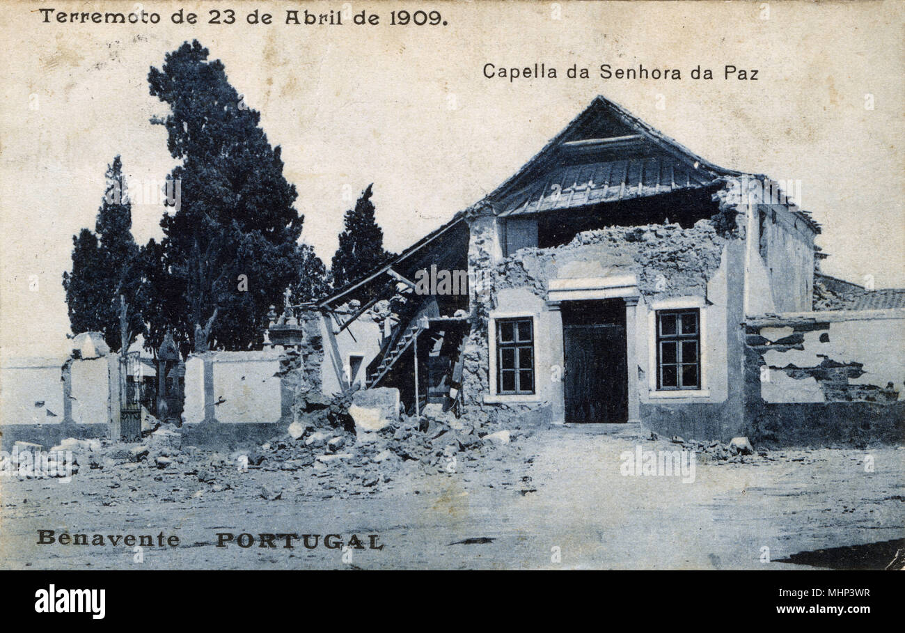 Earthquake damage to the Capella da Senhora da Paz (Chapel of Our Lady of Peace) at Benavente, Santarem district, Portugal. The town's historical centre was destroyed by an earthquake on 23 April 1909.      Date: 1909 Stock Photo