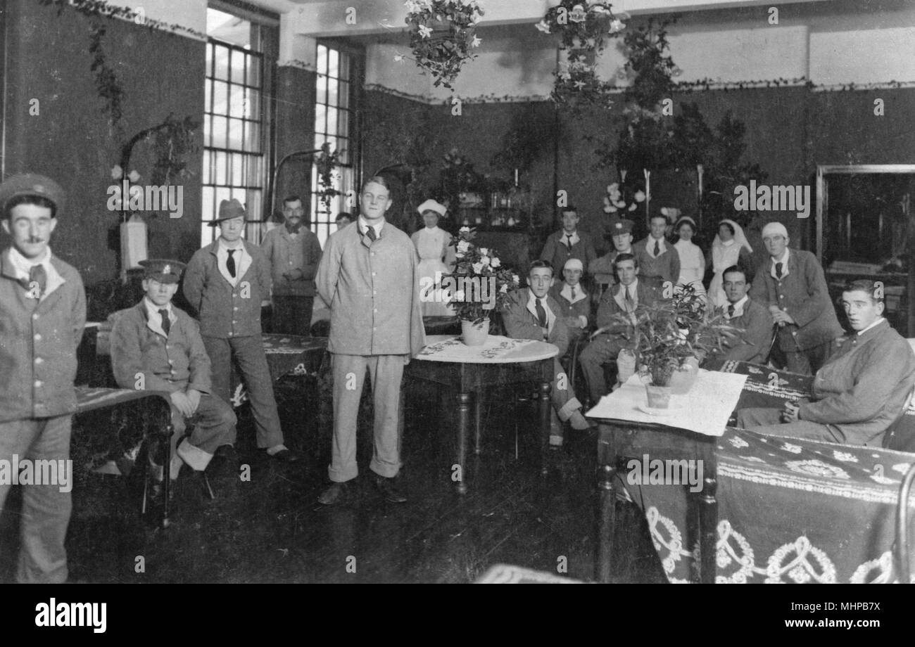 World war 1 soldiers hospital hi-res stock photography and images - Alamy