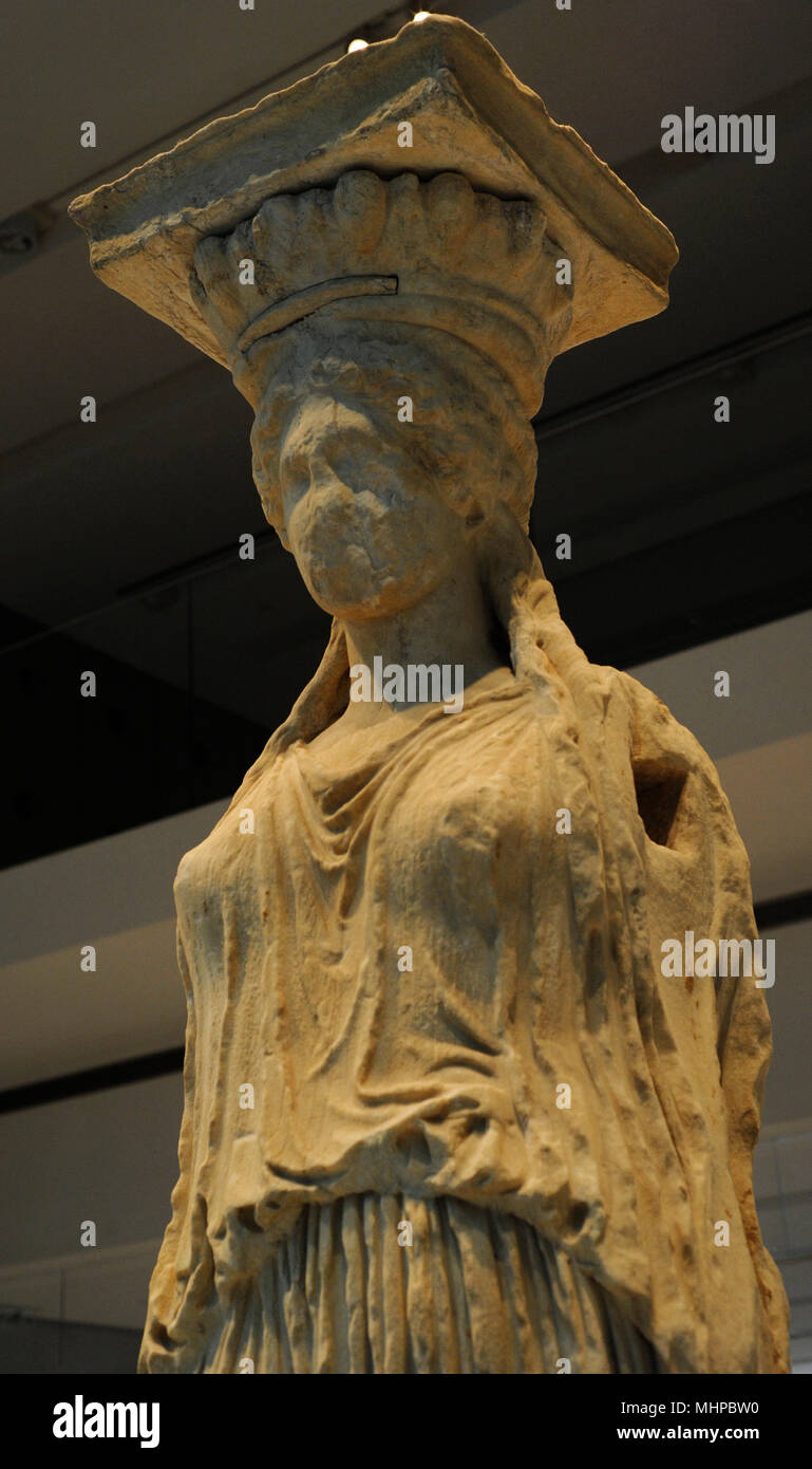 Caryatid woman hi-res stock photography and images - Page 2 - Alamy