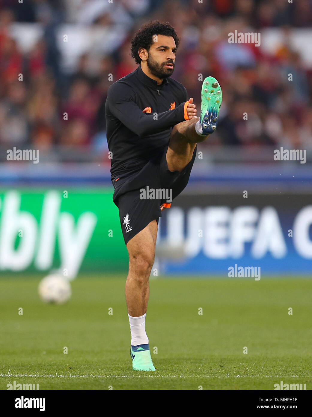 Liverpool's Mohamed Salah warms up ahead of the UEFA Champions League, Semi  Final, Second Leg at the Stadio Olimpico, Rome Stock Photo - Alamy
