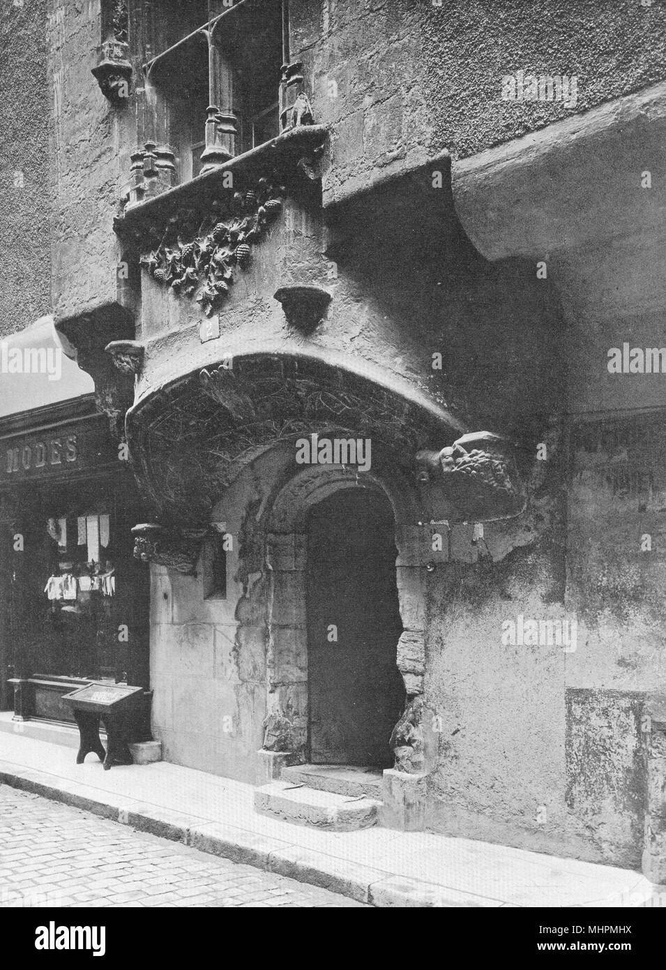 AVEYRON. Villefranche- Vieille maison 1903 old antique vintage print picture Stock Photo