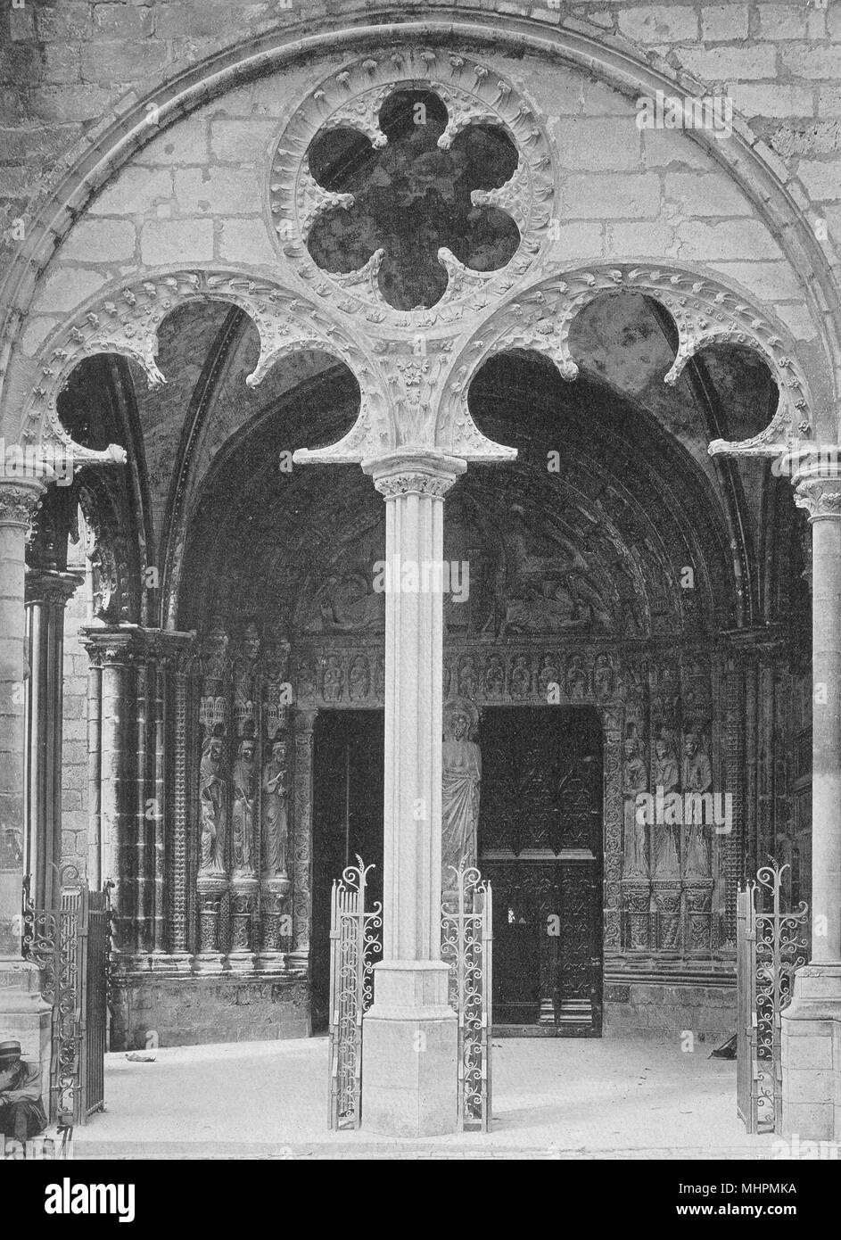 CHER. Bourges- Cathédrale. portail du transpet sud 1905 old antique print Stock Photo
