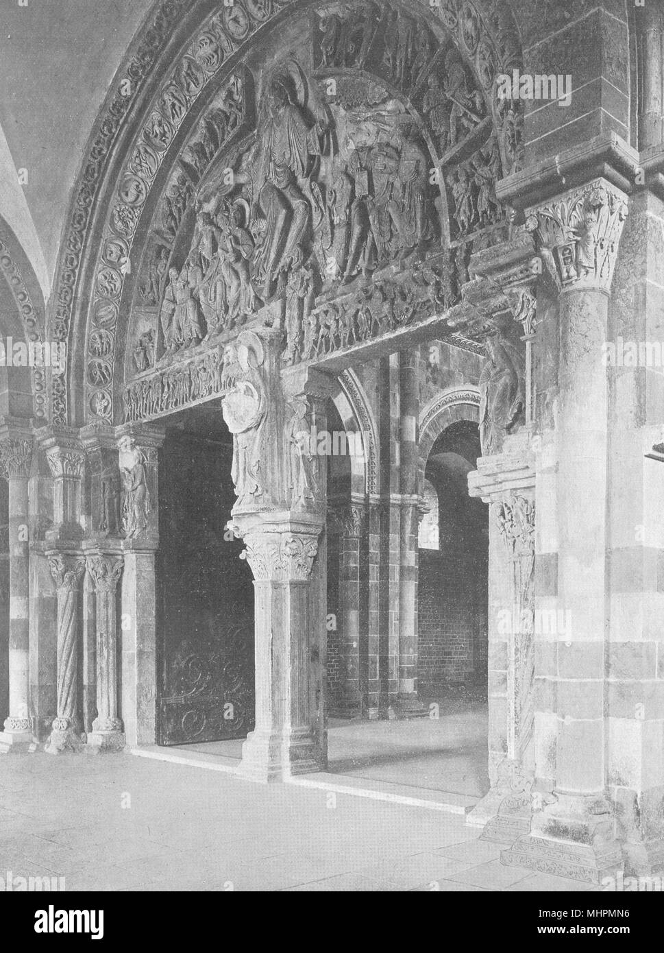 YONNE. Vézelay- La Madeleine. portail 1905 old antique vintage print picture Stock Photo