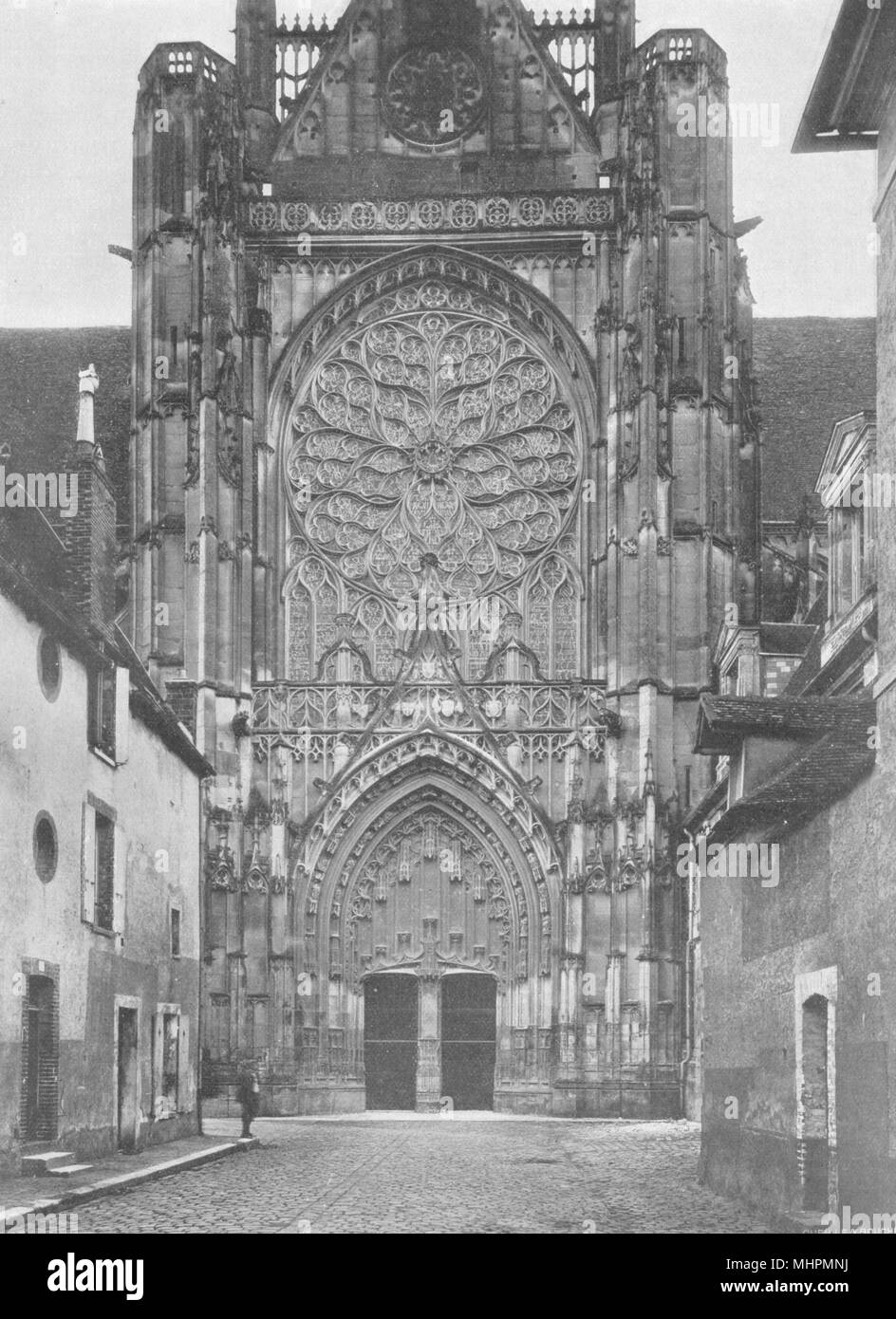 YONNE. Sens- Cathédrale. portail nord 1905 old antique vintage print picture Stock Photo