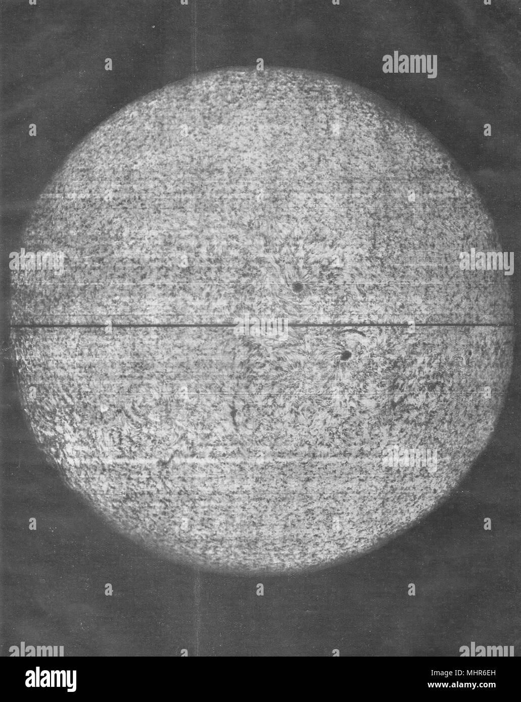 ASTRONOMY. Spectroheliograph;sun 7th Oct 1908;right,left-hand-spot vortices 1910 Stock Photo