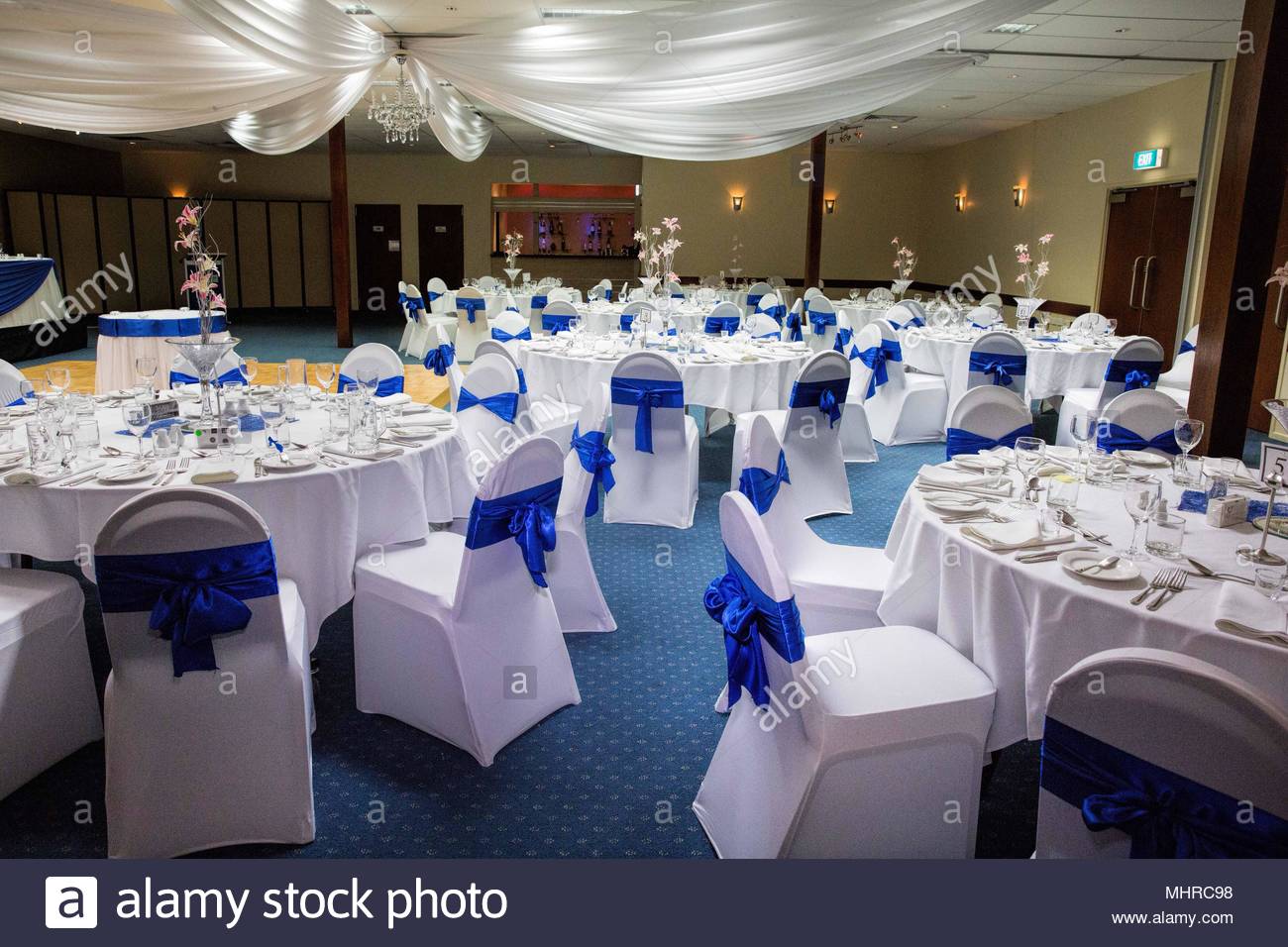 Wedding Reception Set Up Using A Blue And White Theme Stock Photo
