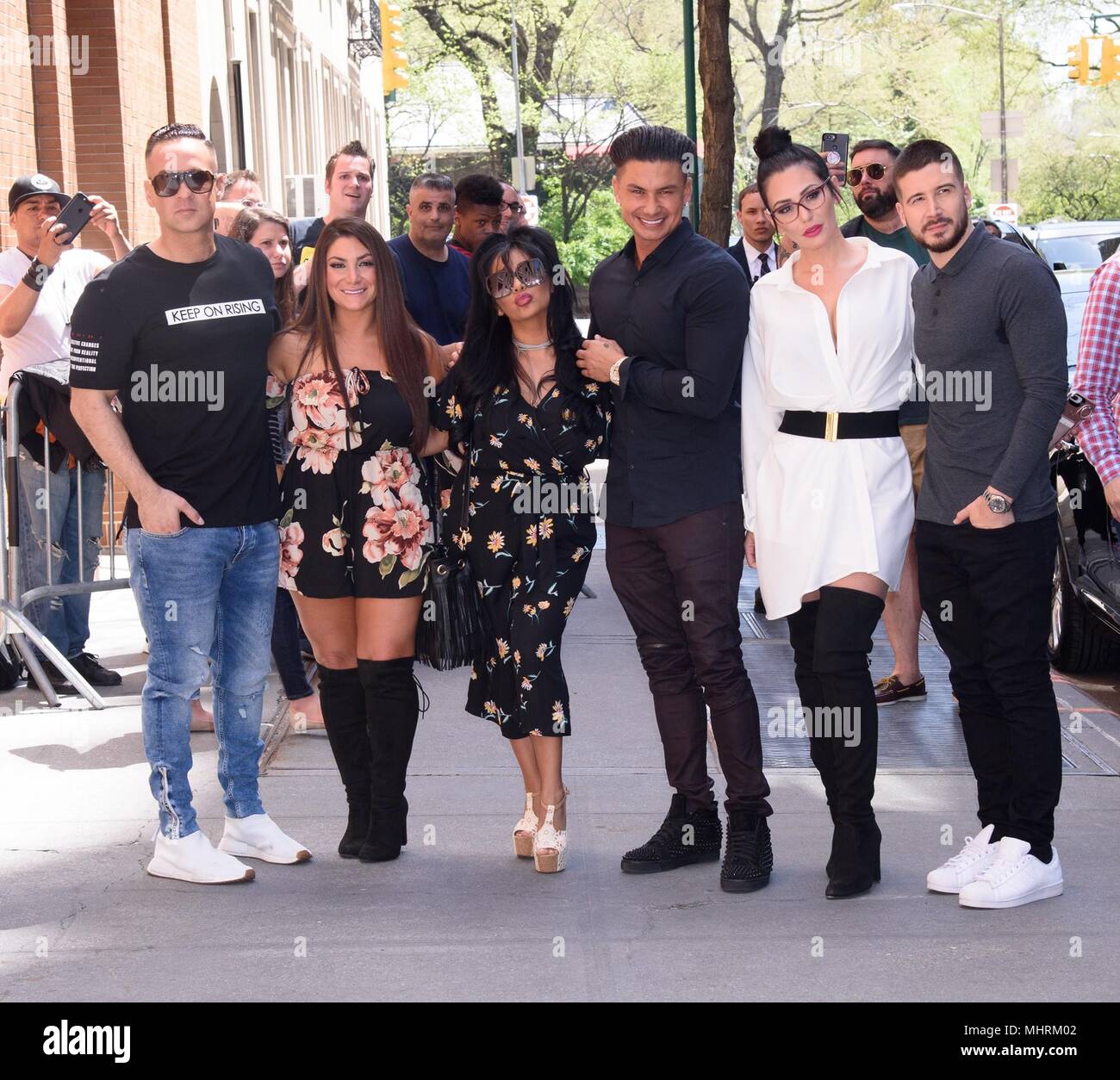 New York, NY, USA. 2nd May, 2018. Michael The Situation Sorrentino, Deena Nicole Cortese, Nicole Snooki Polizzi, Paul DelVecchio, Jenni J-Woww Farley and Vinny Guadagnino out and about for Celebrity Candids - WED, New York, NY May 2, 2018. Credit: RCF/Everett Collection/Alamy Live News Stock Photo