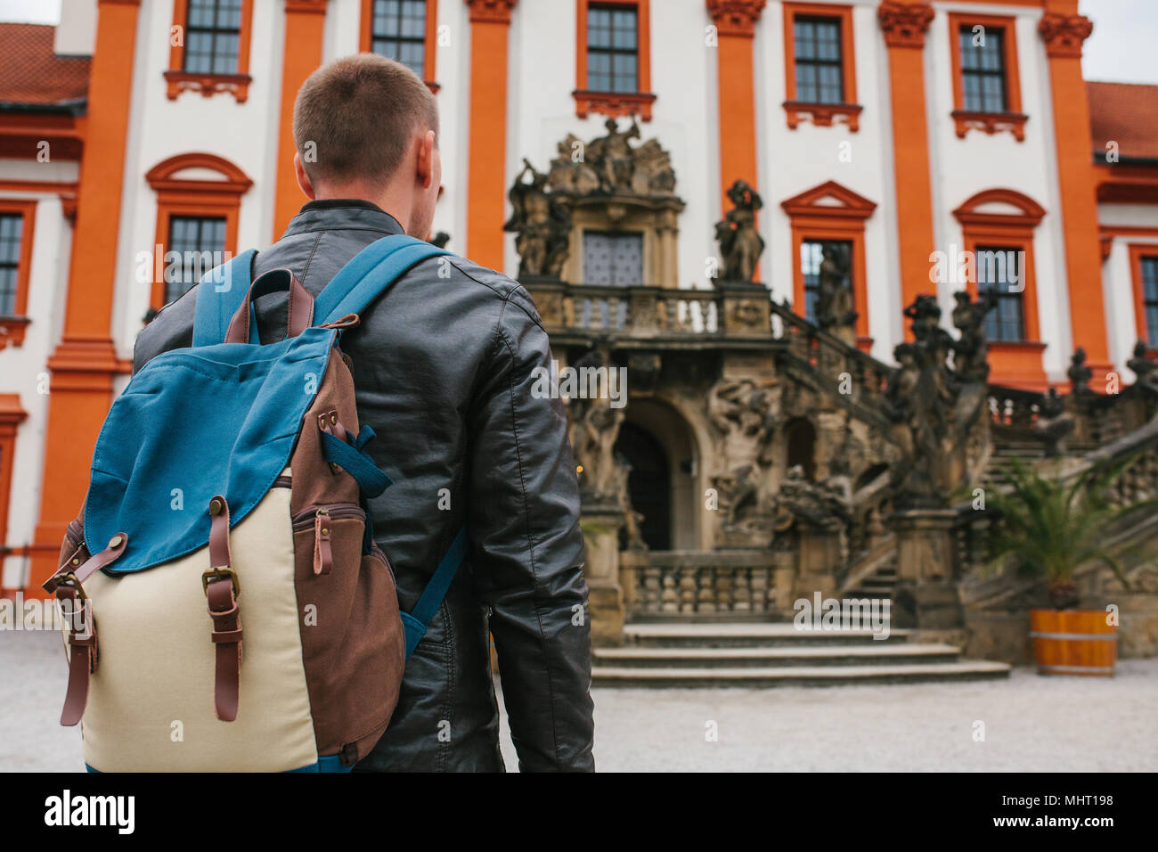 sightseeing backpack