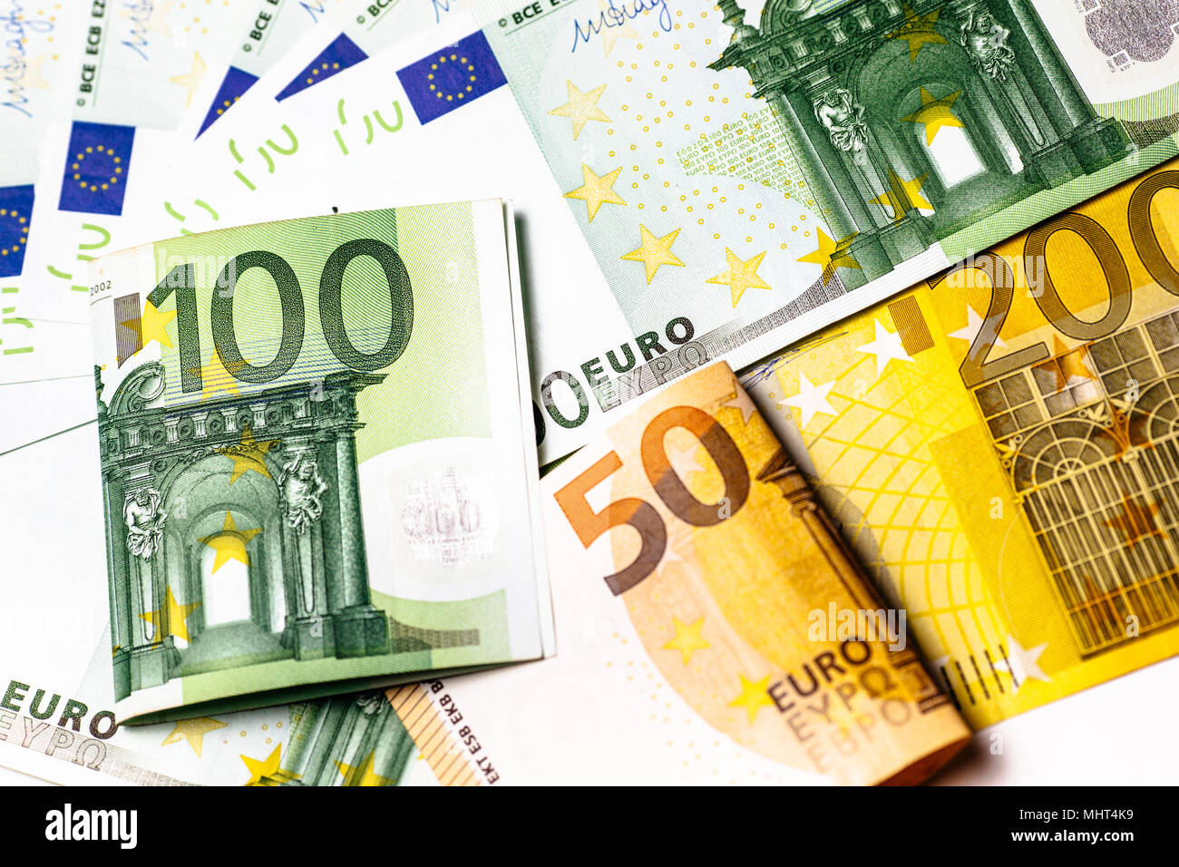 Euro banknotes close up. Several hundred euro banknotes Stock Photo - Alamy