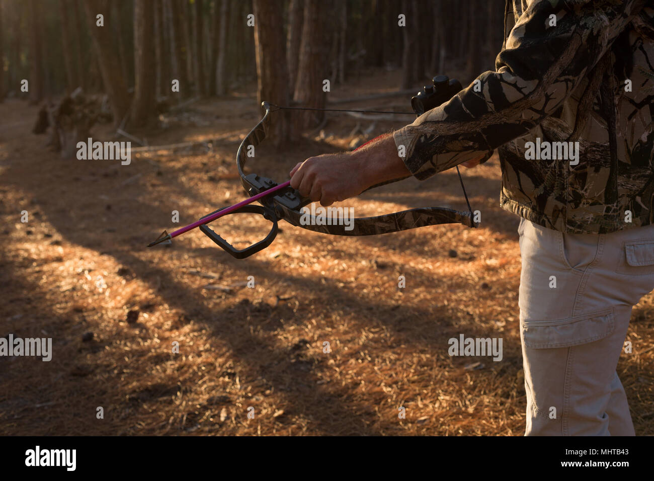 Hunter with bow and arrow hires stock photography and images Alamy